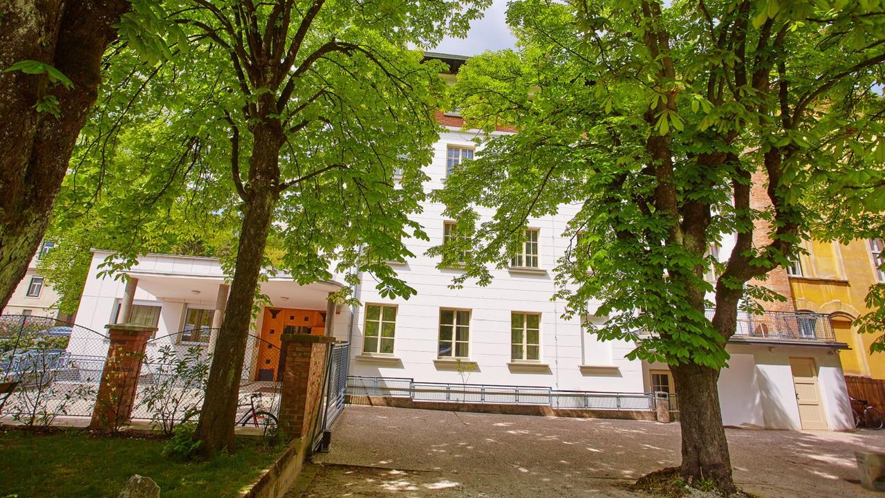 Saint Ignatius Retreat House Bed & Breakfast Любляна Екстериор снимка